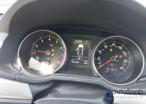 2016 Volkswagen Passat 1.8T S из США, поврежденный, VIN 1VWAT7A38GC026915